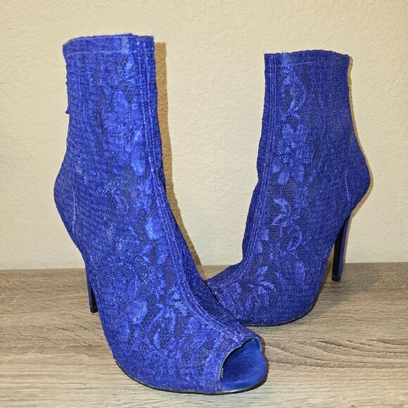 GUESS Arya Cobalt Mid Calf Lace Booties Size 7M NWOB - Picture 1 of 11